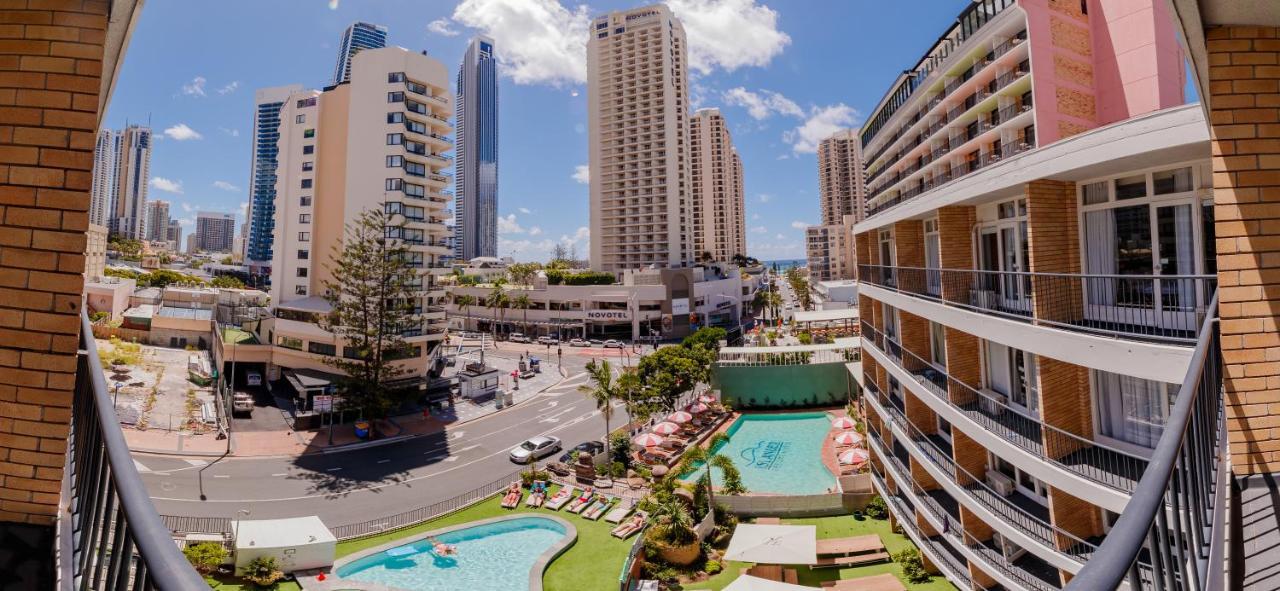 Bunk Surfers Paradise International Backpacker Hostel (Adults Only) Голд-Кост Экстерьер фото
